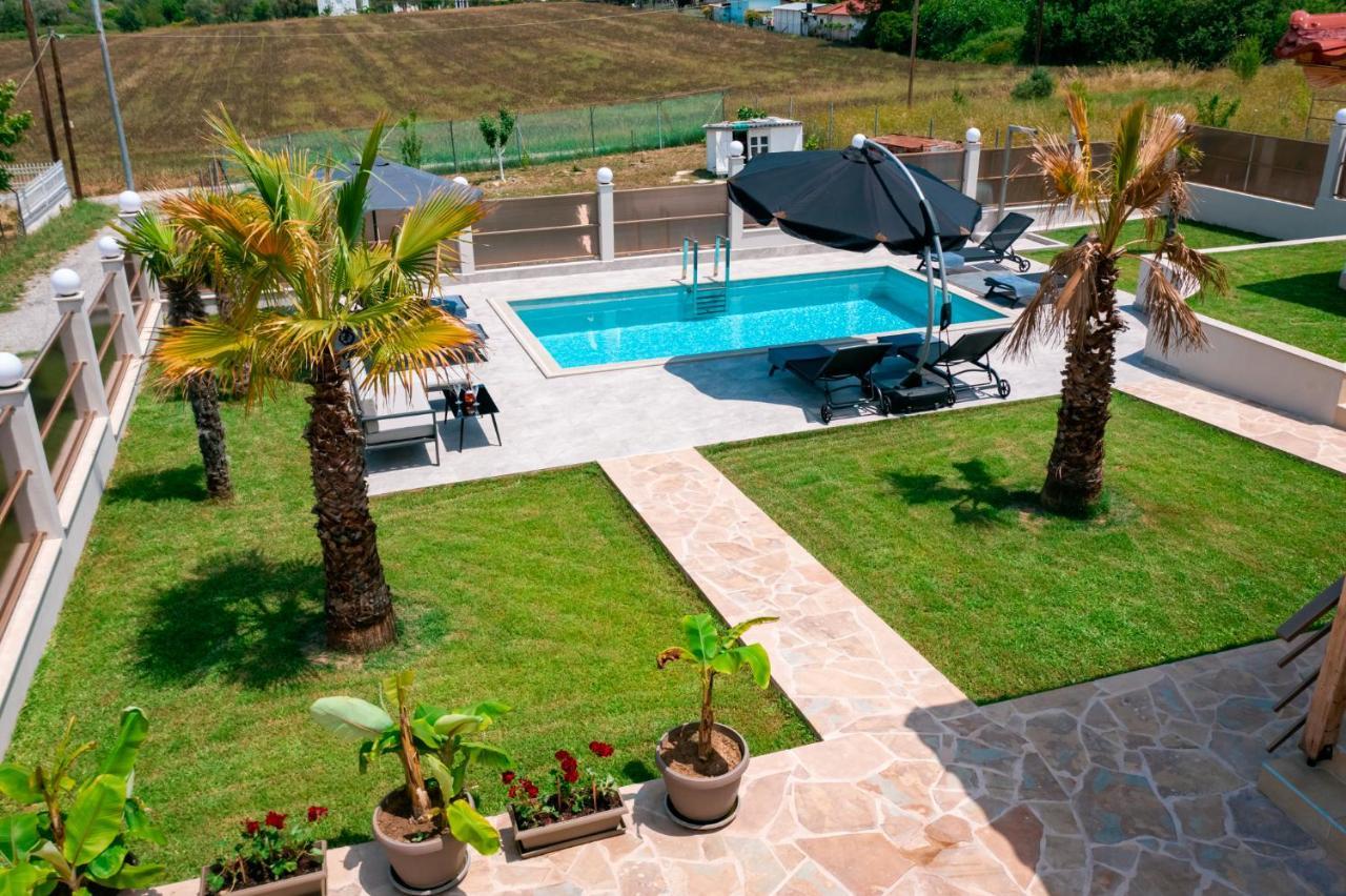 Villa Liana , Private Villa With Pool And Garden Vergia Exteriér fotografie